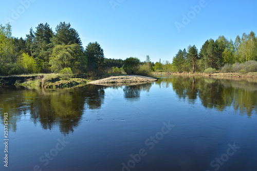 Fototapeta Naklejka Na Ścianę i Meble -  River spring landscape in the national Park 
