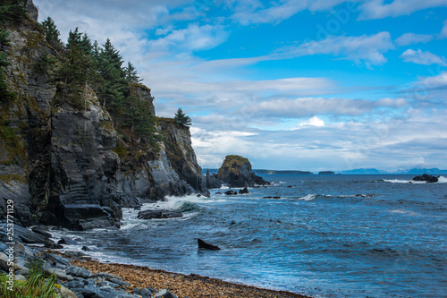 Photography Sound of the waves in the Kodiak. Cliffs and rocks on the shore
