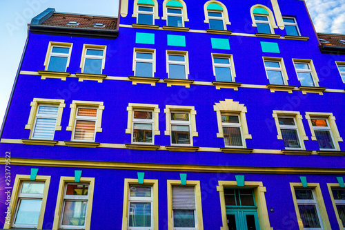 Bunte Albaufassaden - Architektur nach Bruno Taut