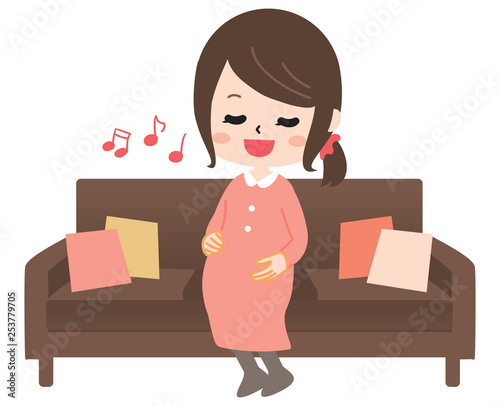 The pregnant woman who sings a song