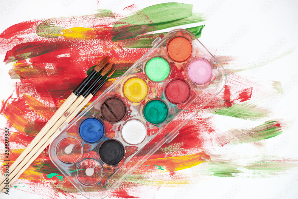 Fototapeta premium Paint brushes and paints for drawing.