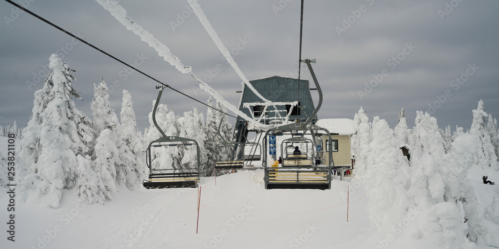 Ski lifts in a ski resort, Sun Peaks Resort, Sun Peaks, British Columbia, Canada Ski lifts in a ski resort, Sun Peaks Resort, Sun Peaks, British Columbia, Canada