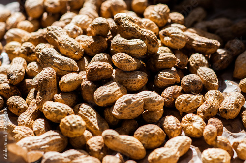 Full frame peanuts, detail