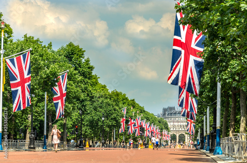 The Mall facing the Admiralty Arch at Westminster, London photo