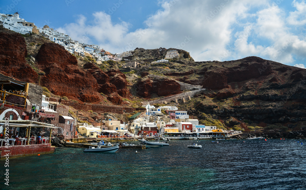 Beautiful Santorini Island, Greece Beautiful Santorini Island, Greece