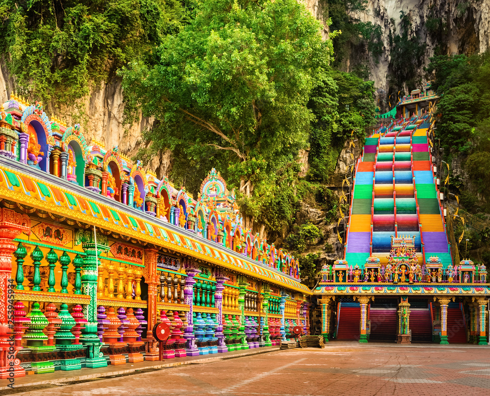 Obraz premium Colorful stairs of Batu caves. Malaysia