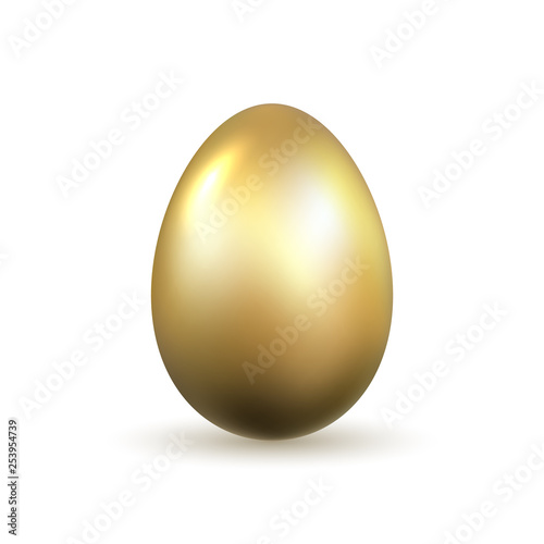 Easter egg 3D icon. Gold egg, isolated white background. Golden design template, decoration Happy Easter celebration. Holiday element. Shiny pattern. Traditional symbol of spring. Vector illustration