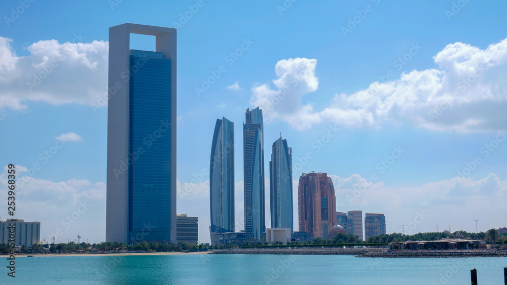 Naklejka premium Abu Dhabi, panorama