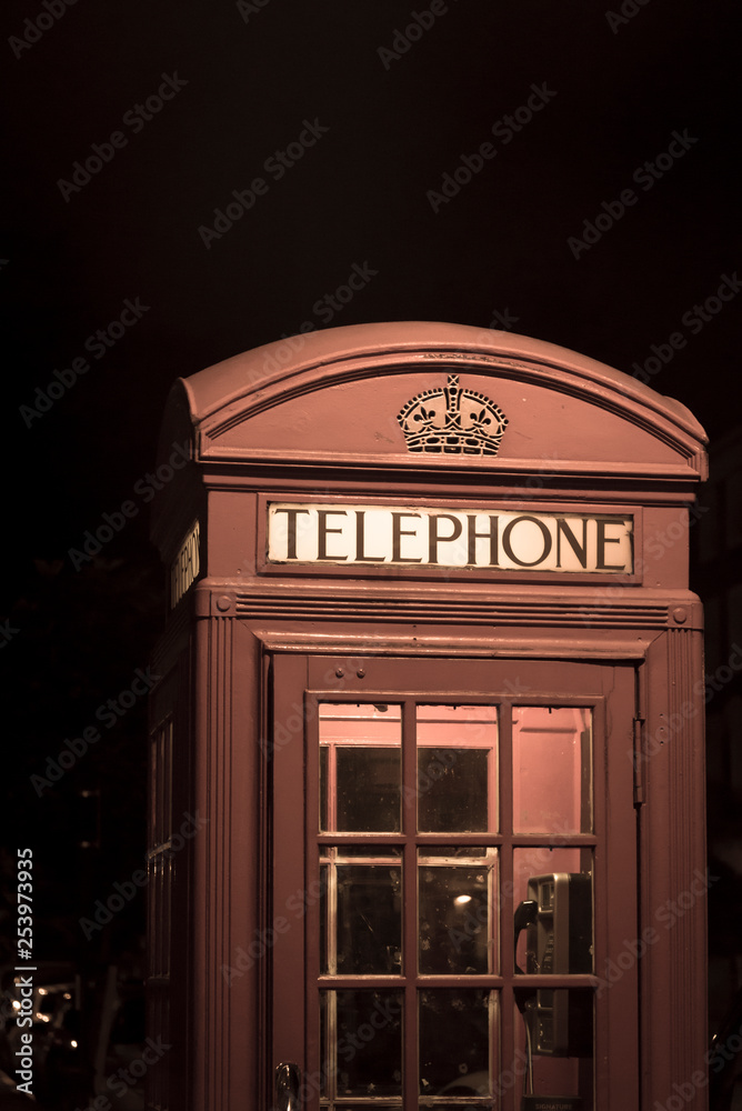 Fototapeta premium Telephone booth, London, England