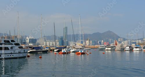 Hong Kong harbor side, typhoon shelter © leungchopan