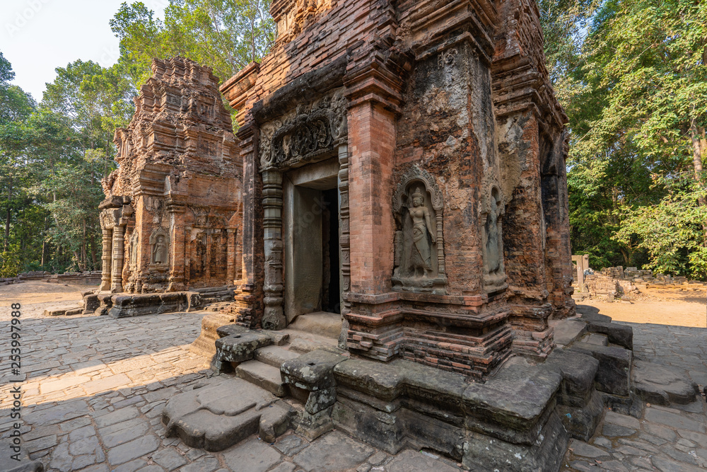 Preah Ko temple, Cambodia: core part - sanctuaries