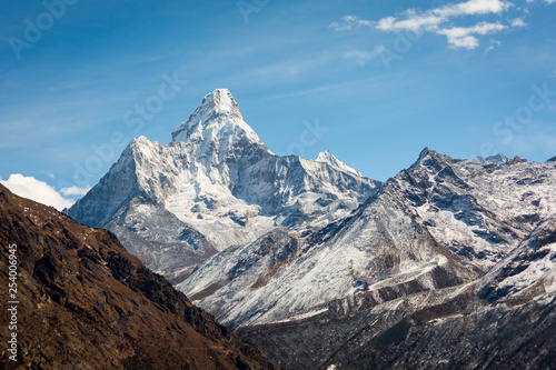 Everest trekking. Nepal. Mountain Ama Dablam