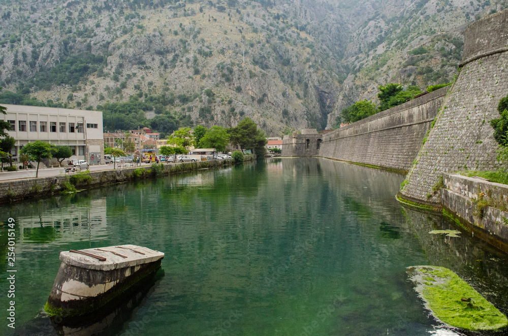 Fototapeta premium moat in The Kotor