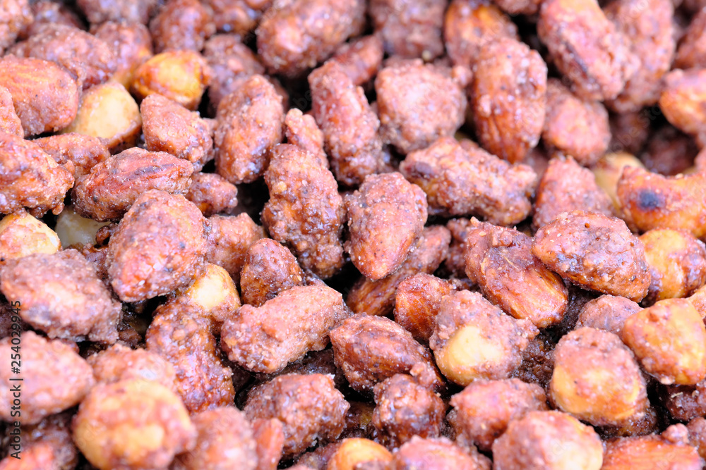 Roasted kernels of nuts