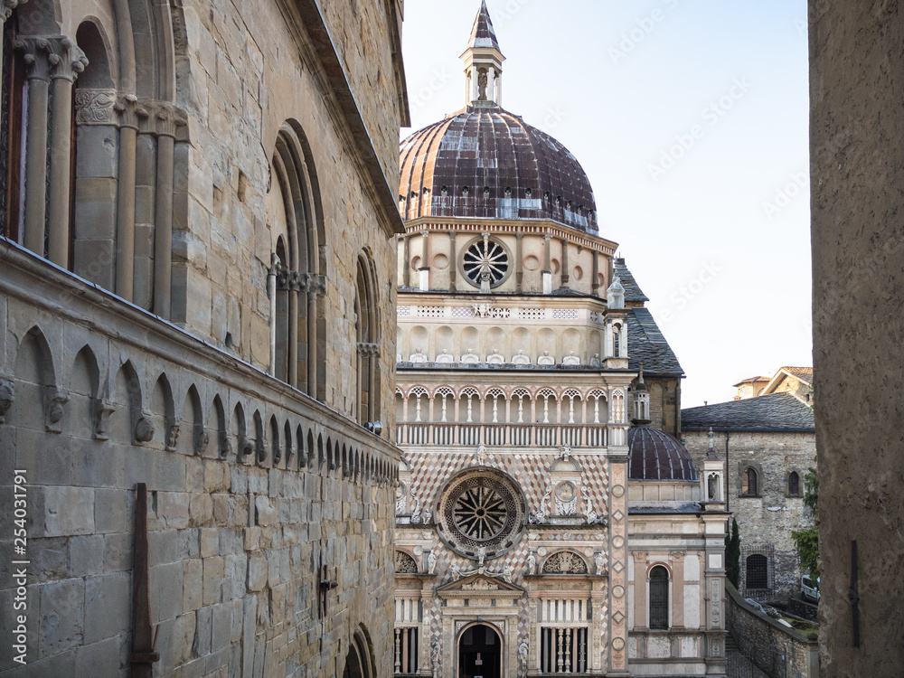 Fototapeta premium Palazzo della Ragione and view of Colleoni Chapel