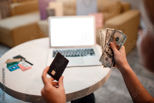 Photography Online shopping at home