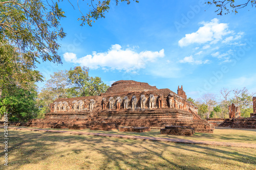 Wat Chang Rob temple in Kamphaeng Phet Historical Park  UNESCO World Heritage site