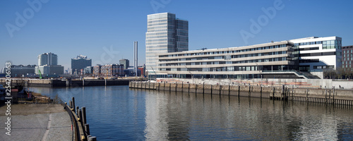 Panorama Buenos-Aires-Kai HafenCity Hamburg entzerrt photo