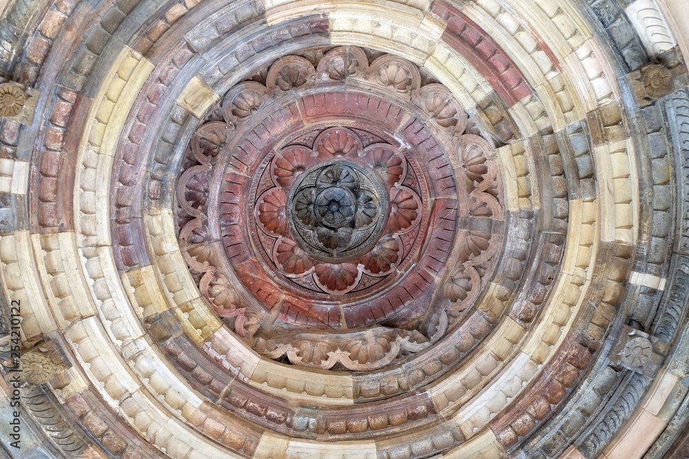 Detail of the ceiling in one of the buildings Qutub (Qutb) Minar, Delhi, India 