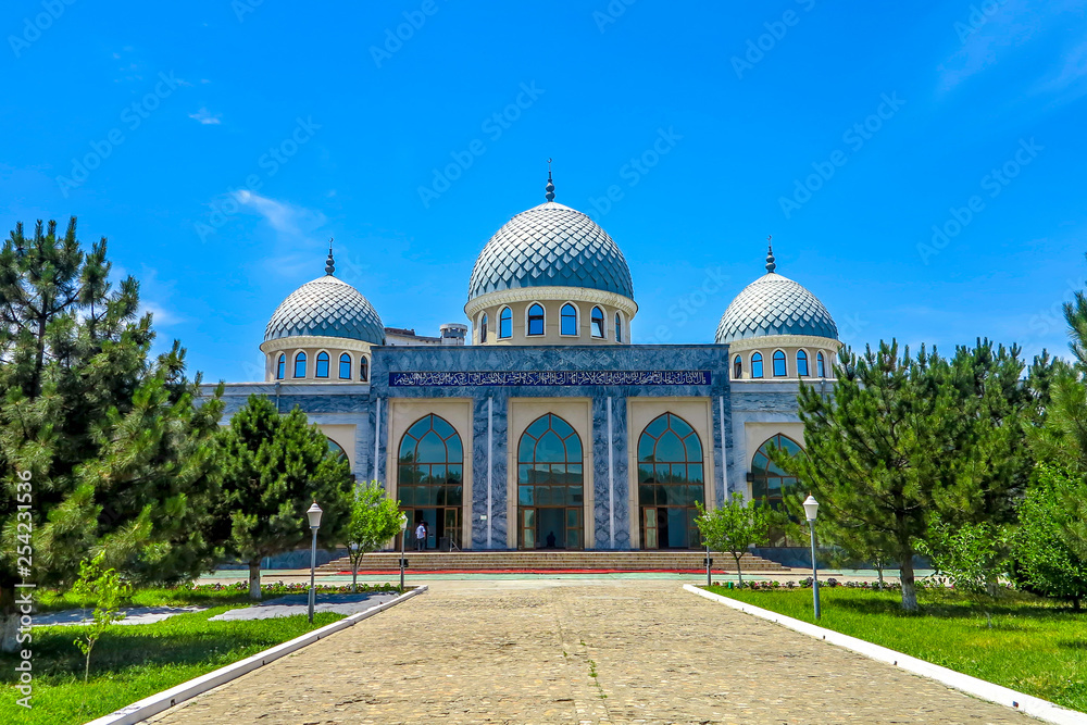 Fototapeta premium Tashkent Friday Mosque 01