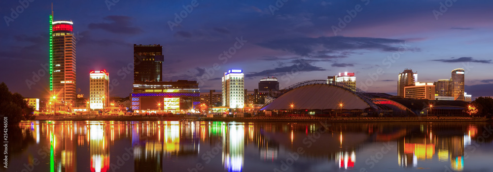 Fototapeta premium Svislac river embankment