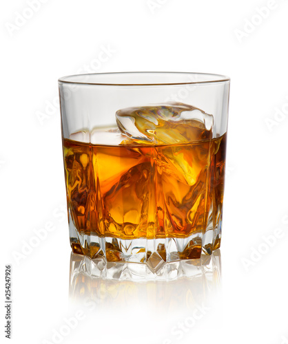 Obraz na plátně Glass of whiskey with ice