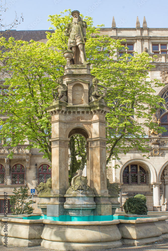 Naklejka premium Gerhard Mercator Brunnen