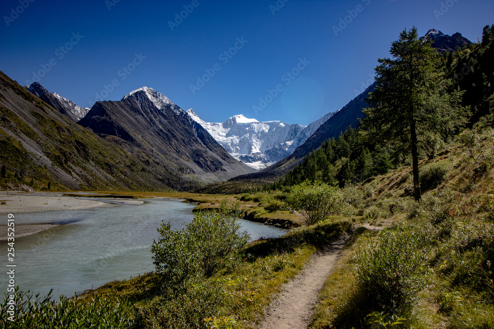 lake in mountains