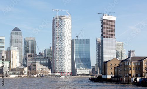 London, United Kingdom - Februari 21, 2019: London skyline buildings in Canary Warf, view from the Thames
