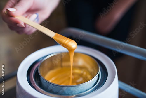 Принти на полотні golden sugar paste for hair removal