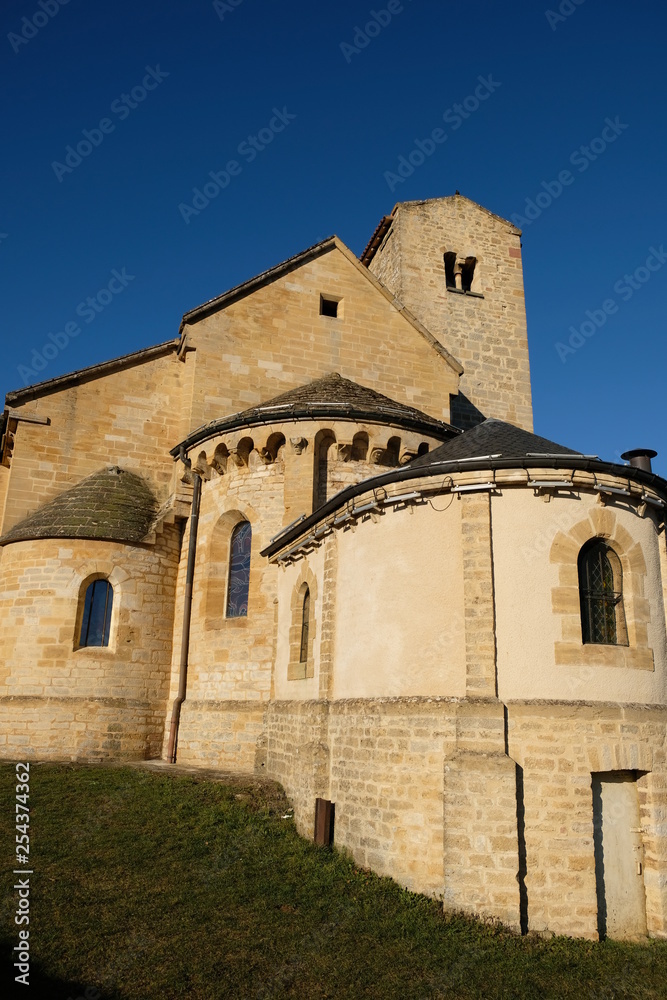 Eglise romane de Mont Saint Martin