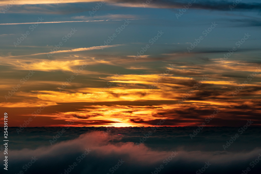 月山八合目駐車場から見る雲海　夕焼け