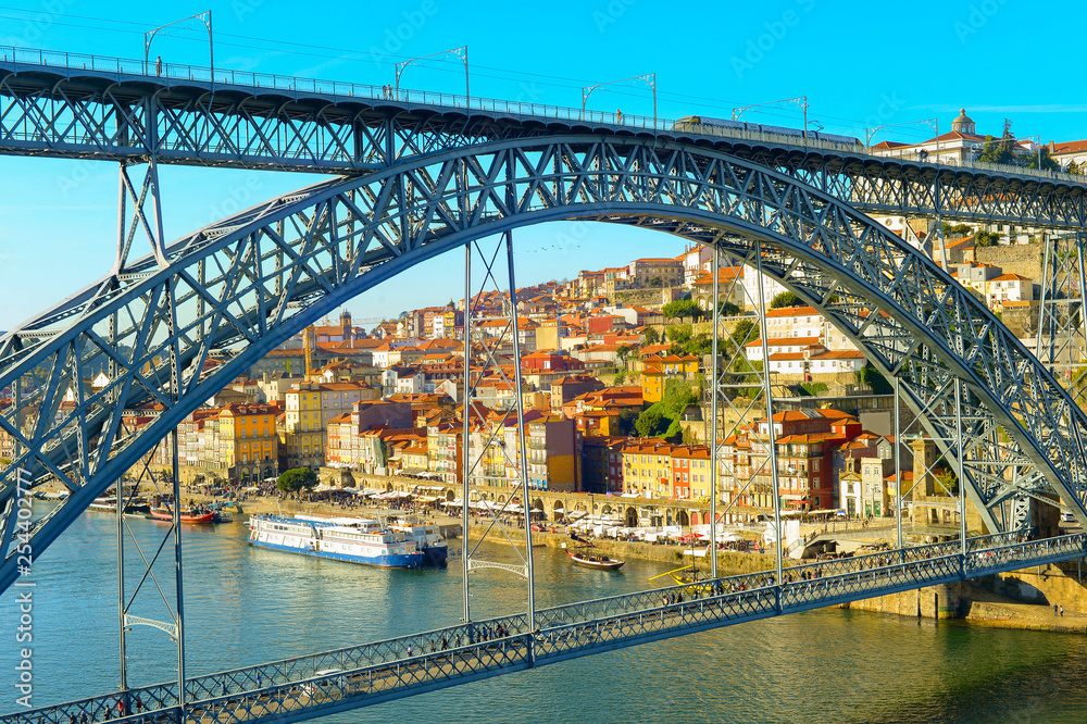 Fototapeta premium Porto oldtown, Dom Luis Bridge