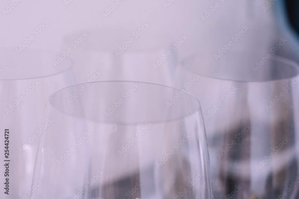 Empty glasses Empty glasses