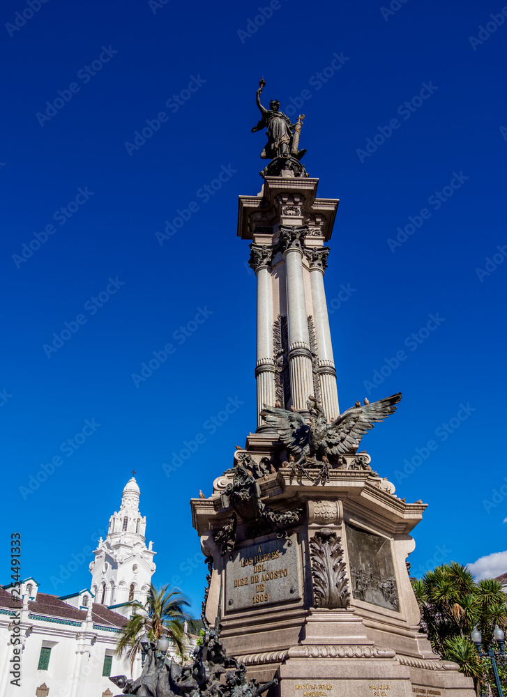 Independence Monument at Independence Square or Plaza Grande, Old Town, Quito, Pichincha Province, Ecuador
