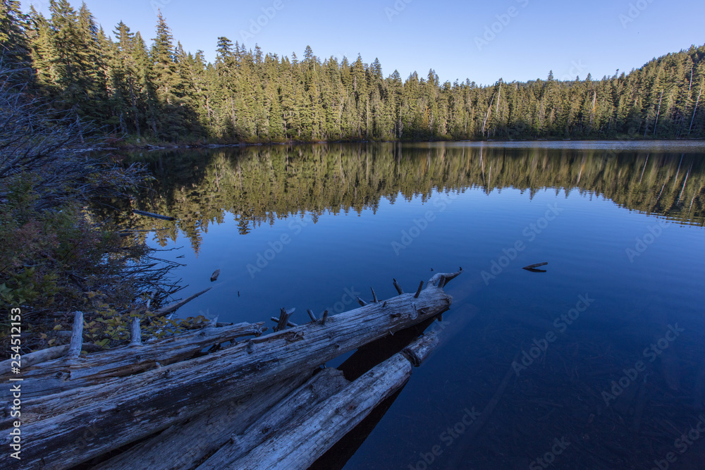Hideaway lake in Oregon