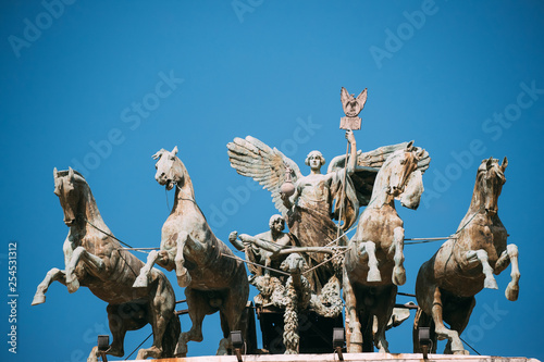 Photography Rome, Italy. Great Bronze Quadriga On Summit Of Palace Of Justice