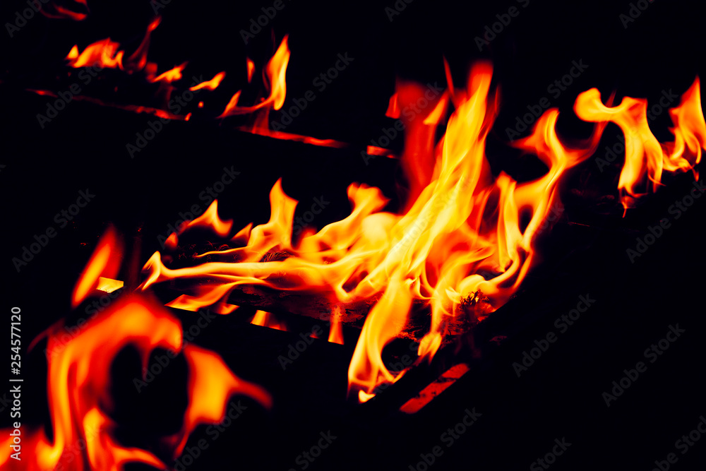 Obraz premium Fire flames on a black background