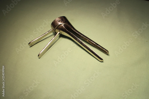 Vaginal speculum for farm animals photo