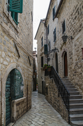 Fototapeta Naklejka Na Ścianę i Meble -  Koror, Montenegro