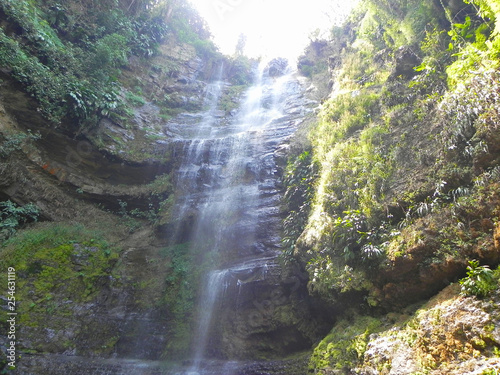 Waterfall Cascade de Juan Curi, Colombia