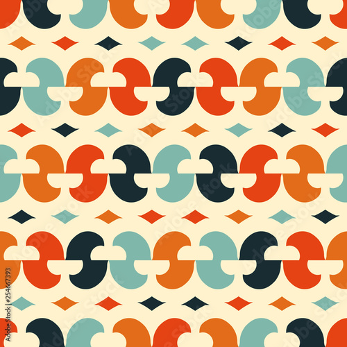 Seamless pattern with alternate geometric elements.