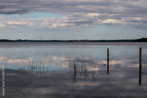 Fototapeta Naklejka Na Ścianę i Meble -  Sunset on the lake
