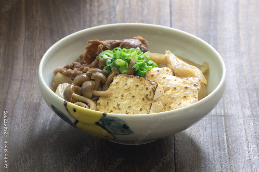 肉豆腐 肉豆腐