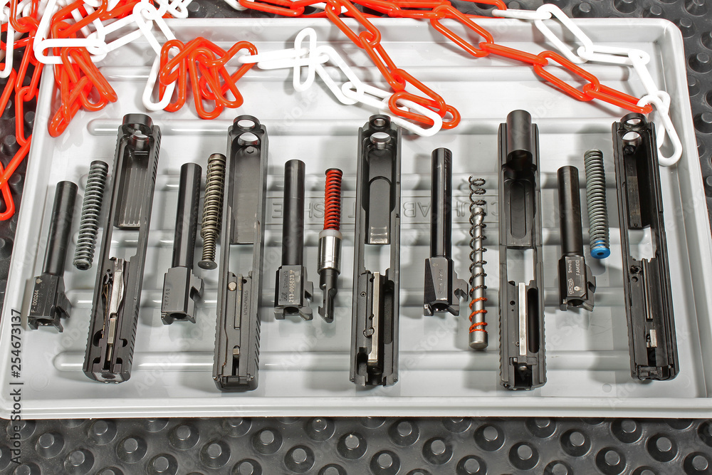 Fototapeta premium Pistolen 9 Para