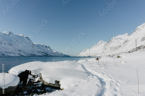 Winterlandschaft Ersfjord in Norwegen