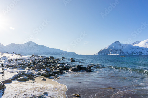Europäisches Nordmeer, Küste Norwegen im Winter