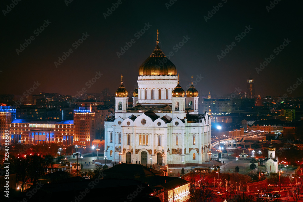 Night at Christ Savior Orthodox Church in Moscow