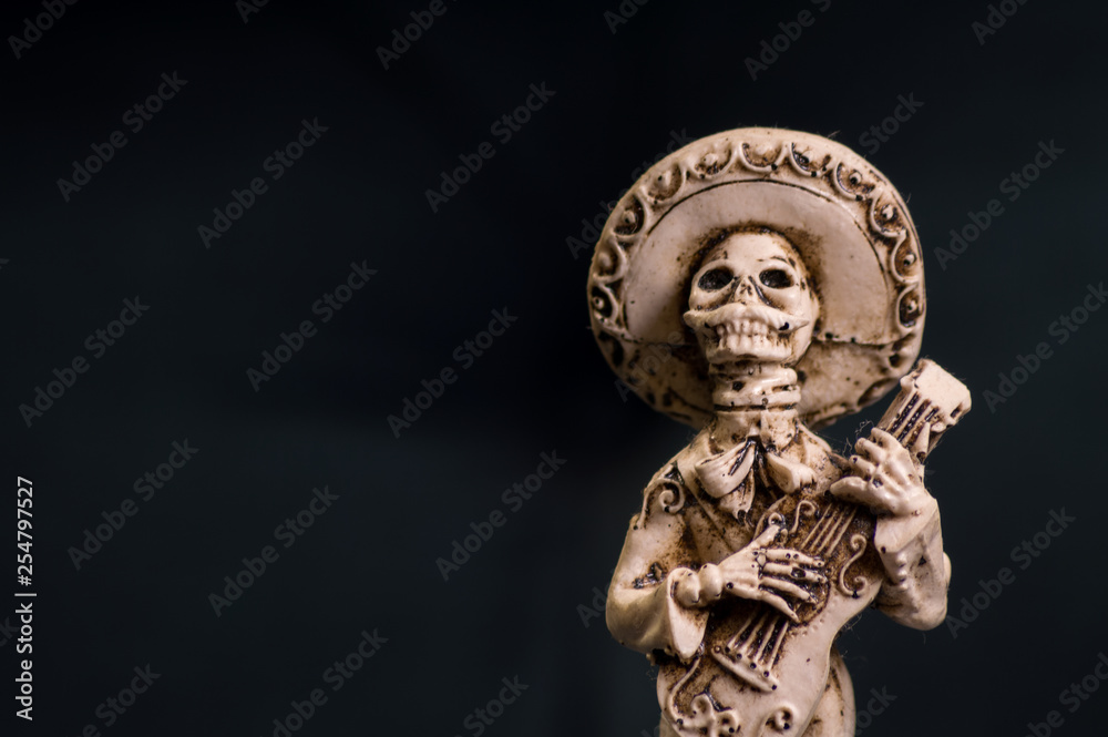 Male Mexican skeleton wedding cake topper