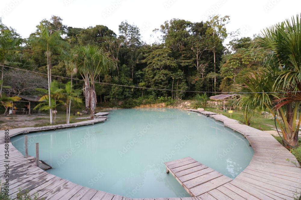 Obraz premium swimming pool in luxury hotel